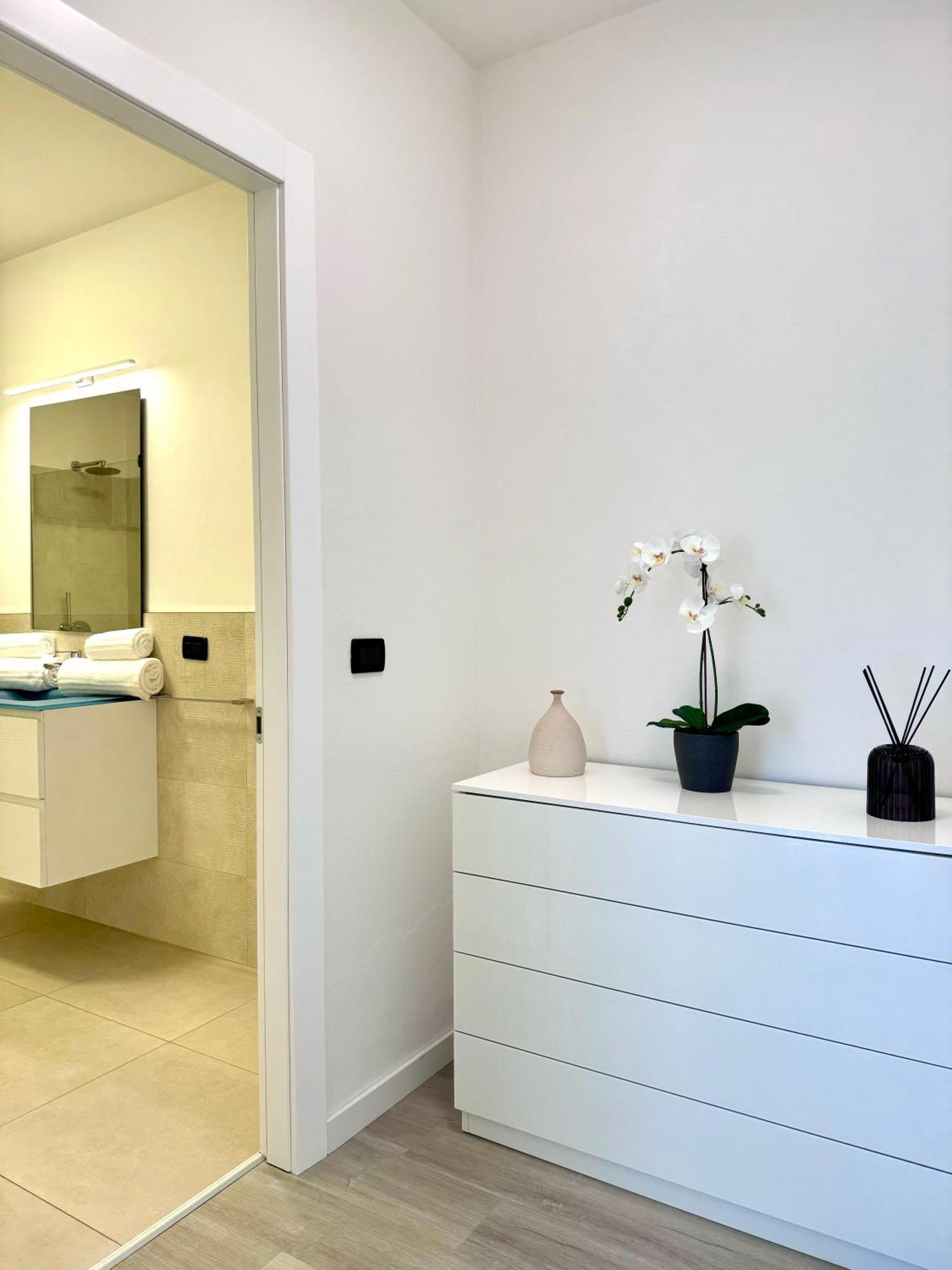 Mirage Rooms & Apartments Πόρτο Βένερε Εξωτερικό φωτογραφία